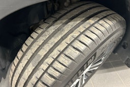 musta Mercedes-Benz GLC 2022 kuva 13.