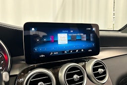 musta Mercedes-Benz GLC 2022 kuva 20.