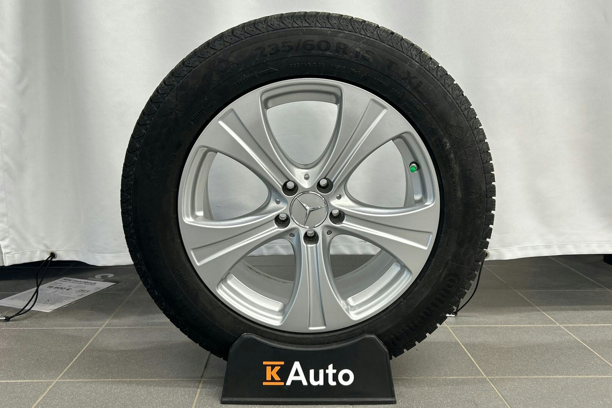 musta Mercedes-Benz GLC 2022 kuva 31.