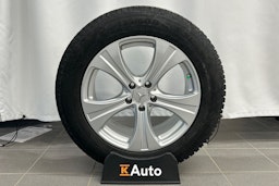 musta Mercedes-Benz GLC 2022 kuva 31.