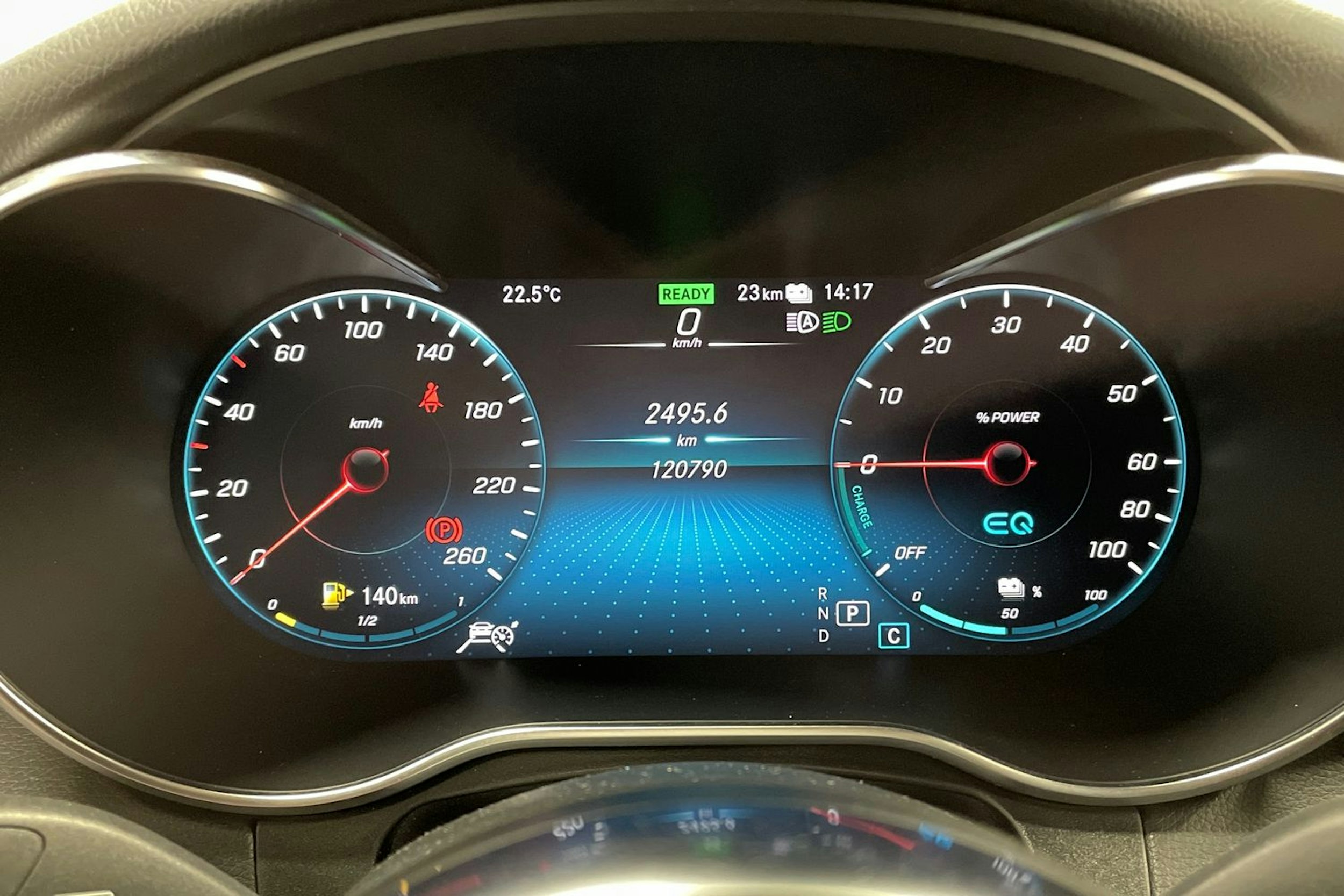 Harmaa Mercedes-Benz GLC 2022 kuva 16.