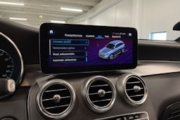 Harmaa Mercedes-Benz GLC 2022 kuva 22.