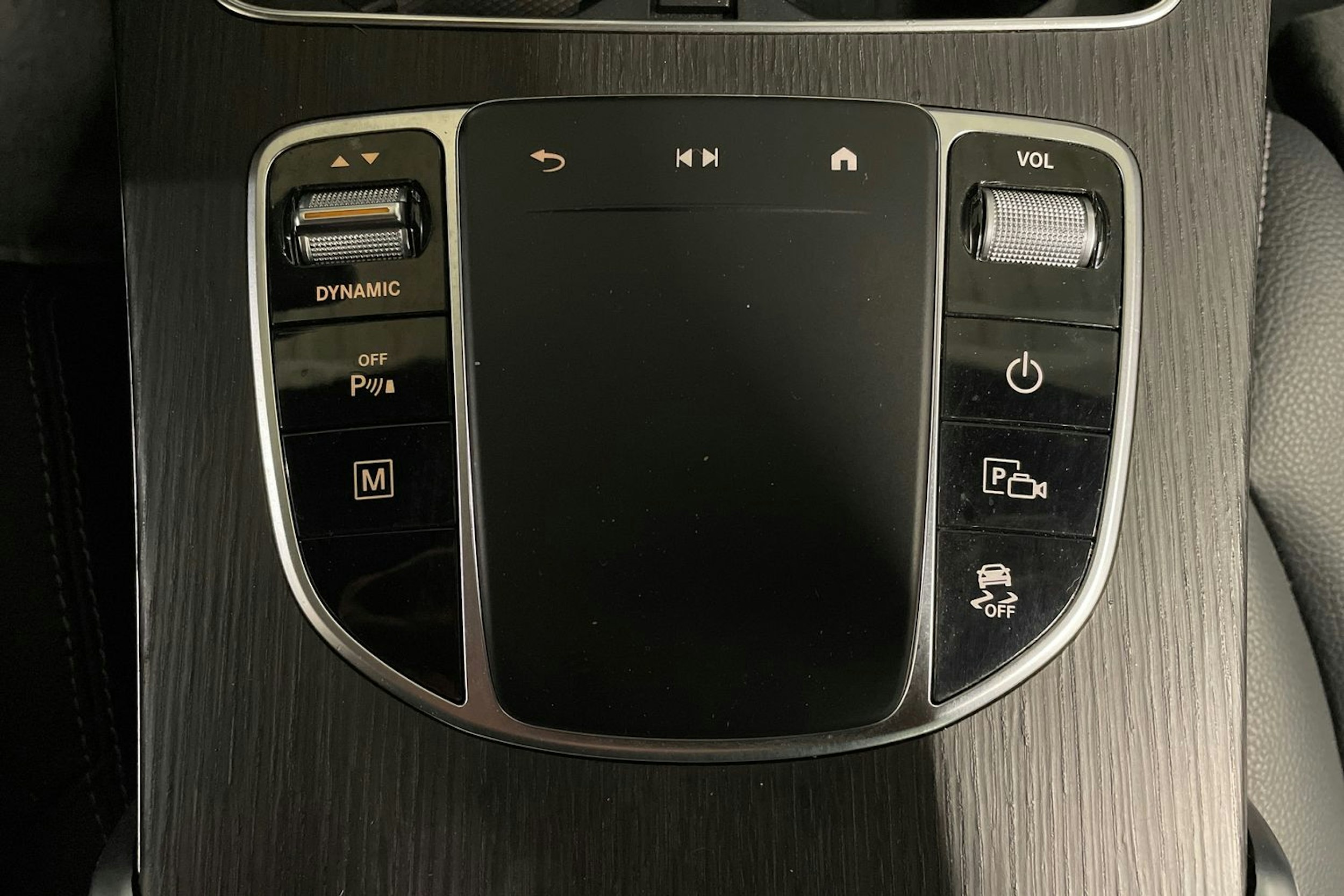 Harmaa Mercedes-Benz GLC 2022 kuva 26.