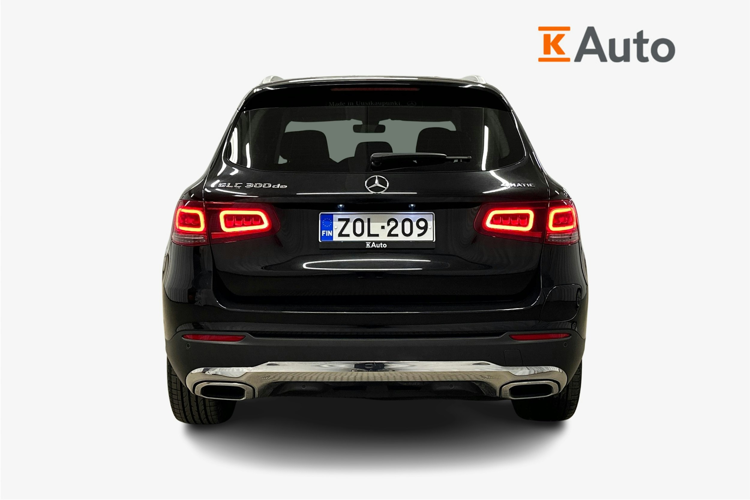musta Mercedes-Benz GLC 2022 kuva 3.