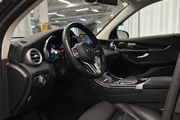 musta Mercedes-Benz GLC 2022 kuva 7.