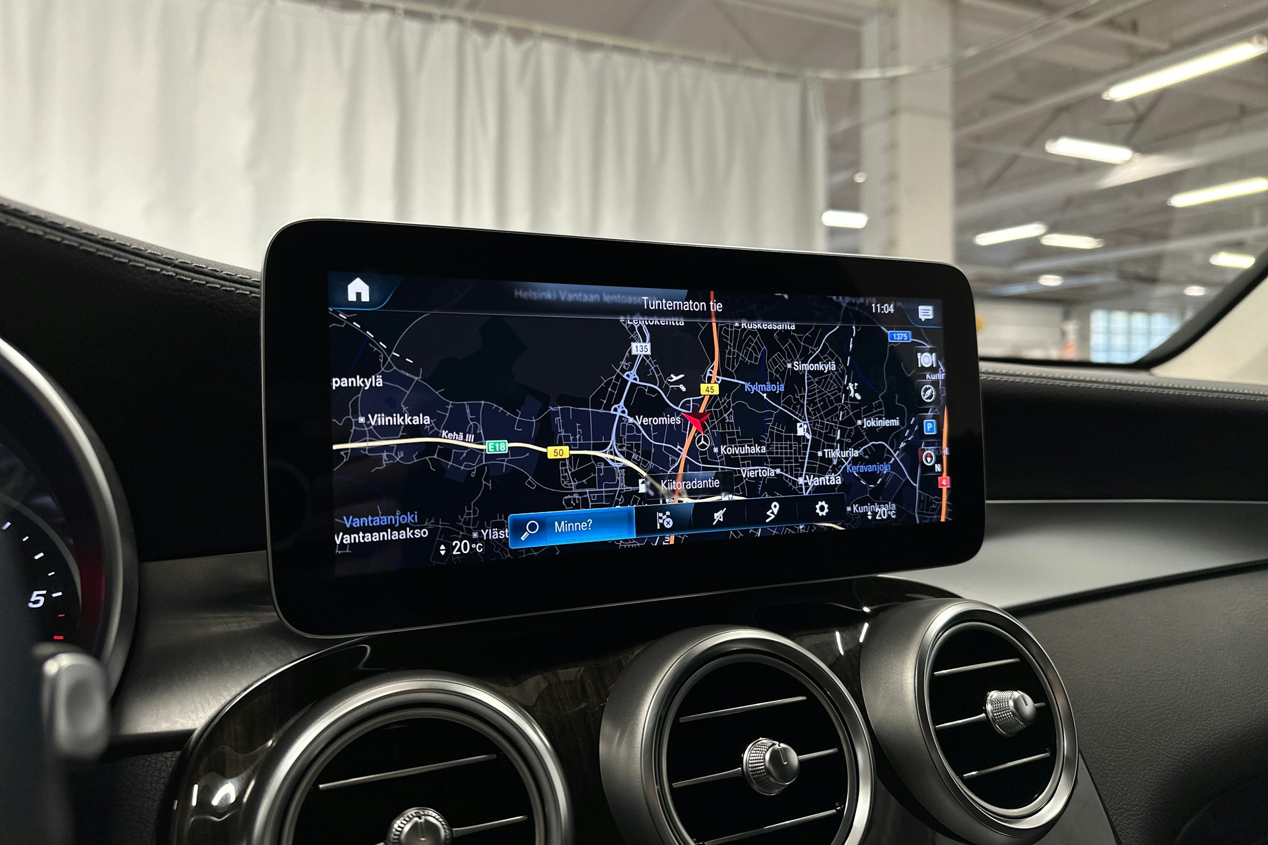 musta Mercedes-Benz GLC 2022 kuva 17.
