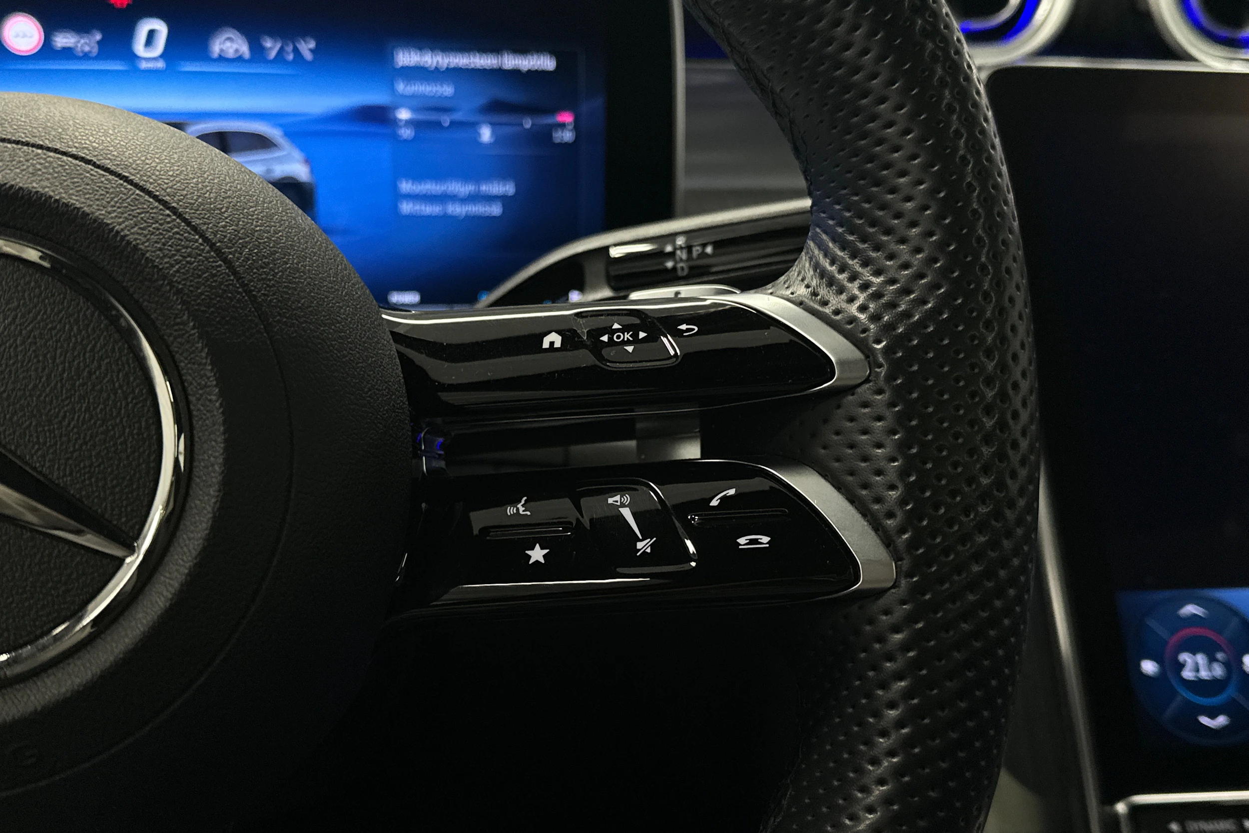 hopea Mercedes-Benz GLC 2023 kuva 12.