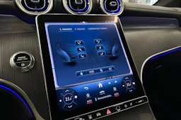 hopea Mercedes-Benz GLC 2023 kuva 24.