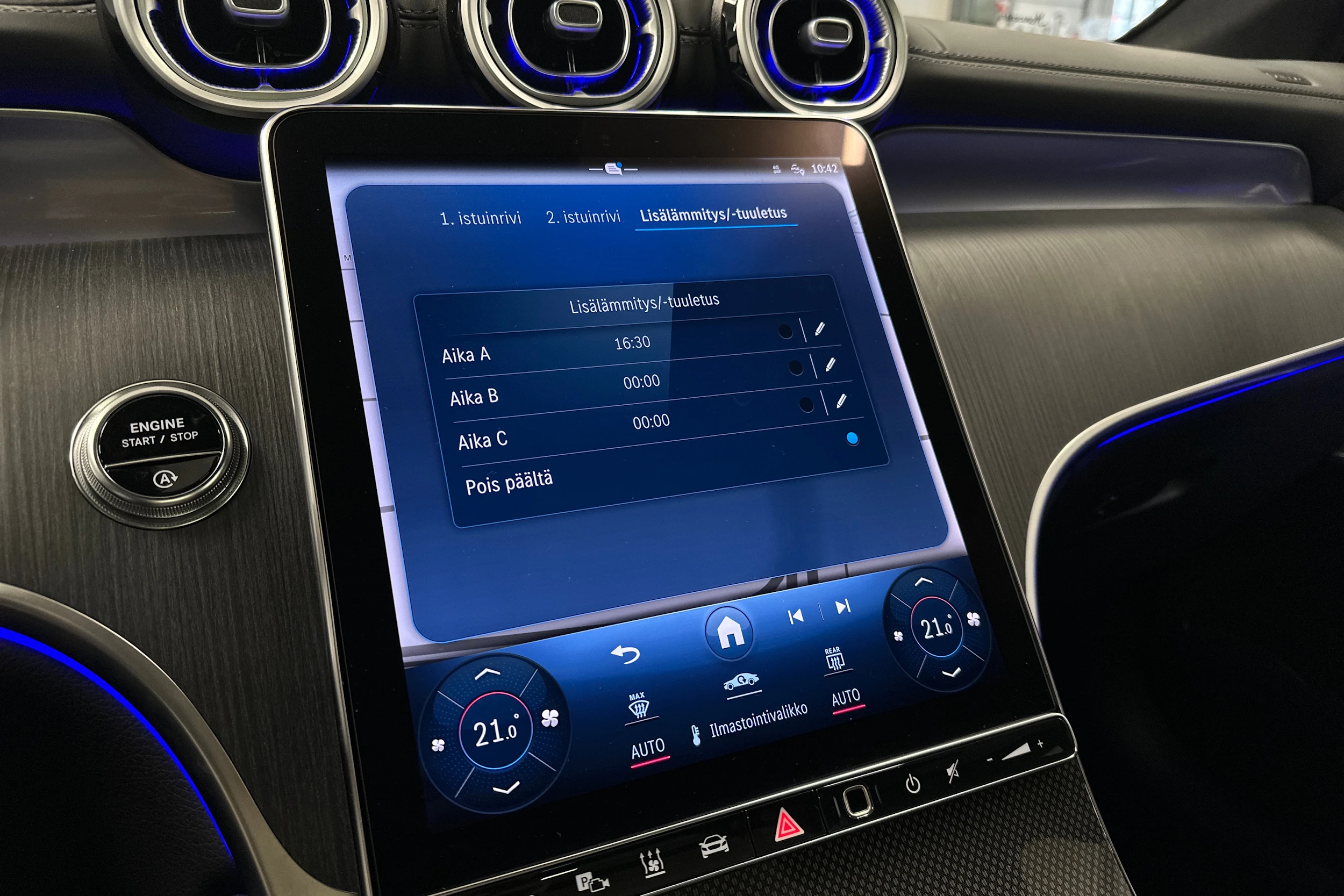 hopea Mercedes-Benz GLC 2023 kuva 25.