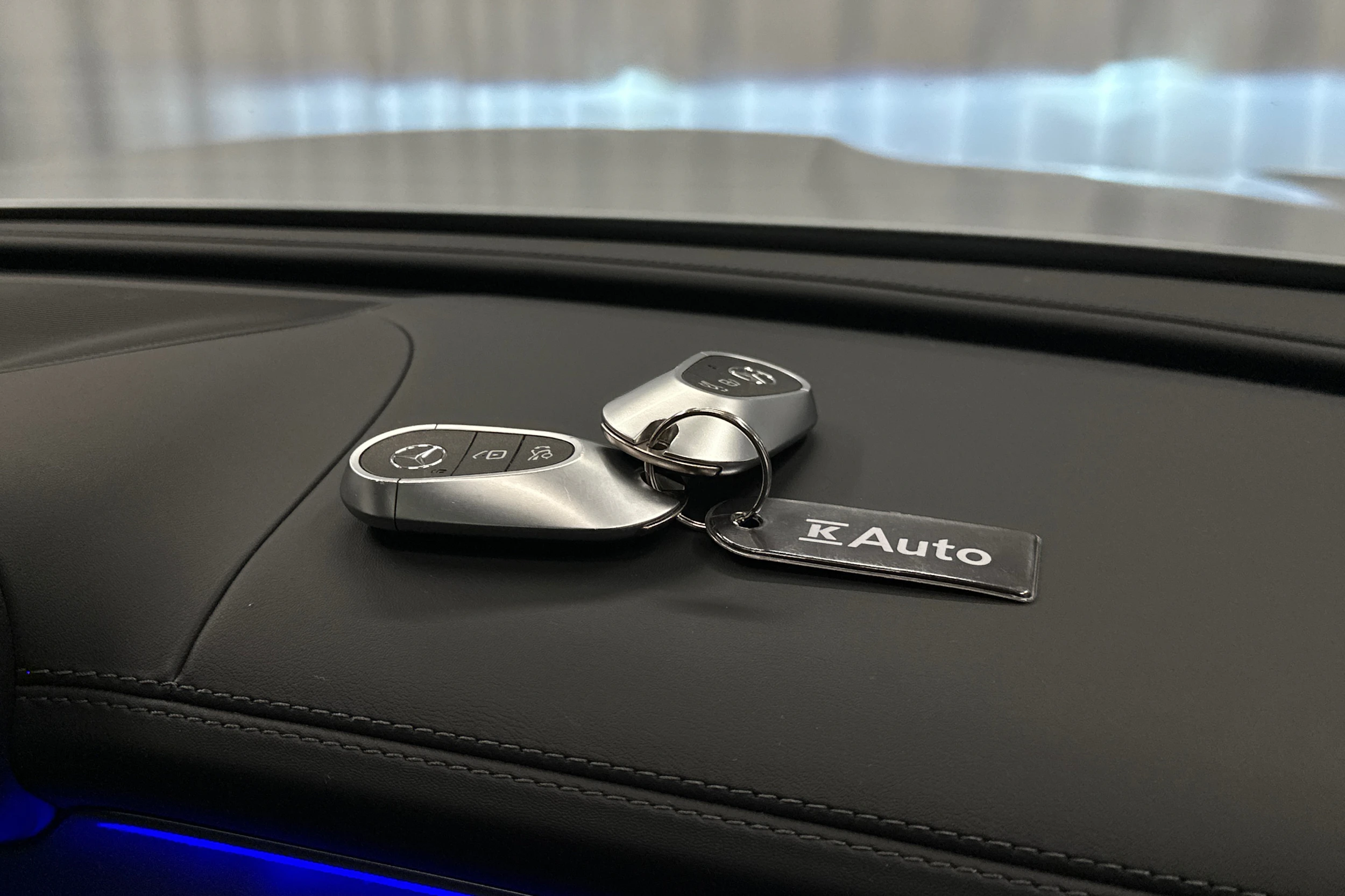 hopea Mercedes-Benz GLC 2023 kuva 35.