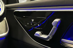 valkoinen Mercedes-Benz GLC 2023 kuva 16.