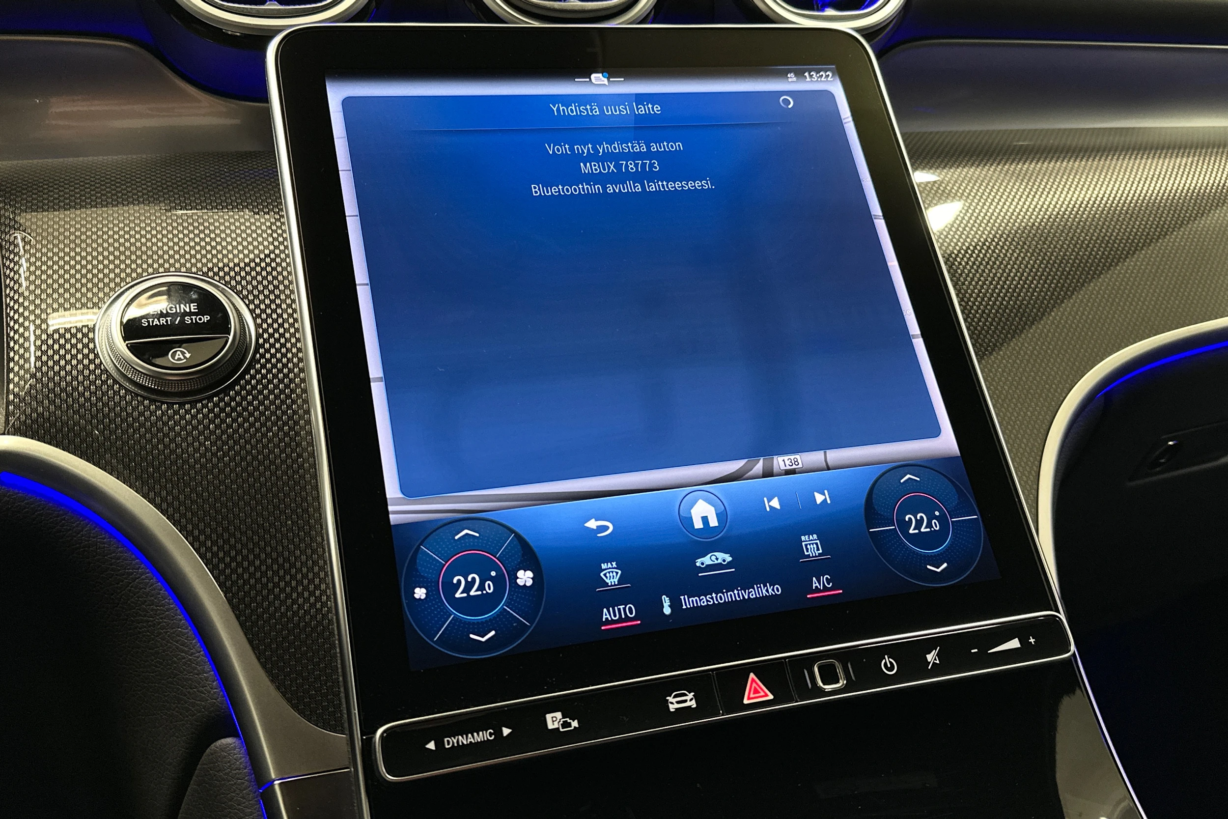 valkoinen Mercedes-Benz GLC 2023 kuva 26.