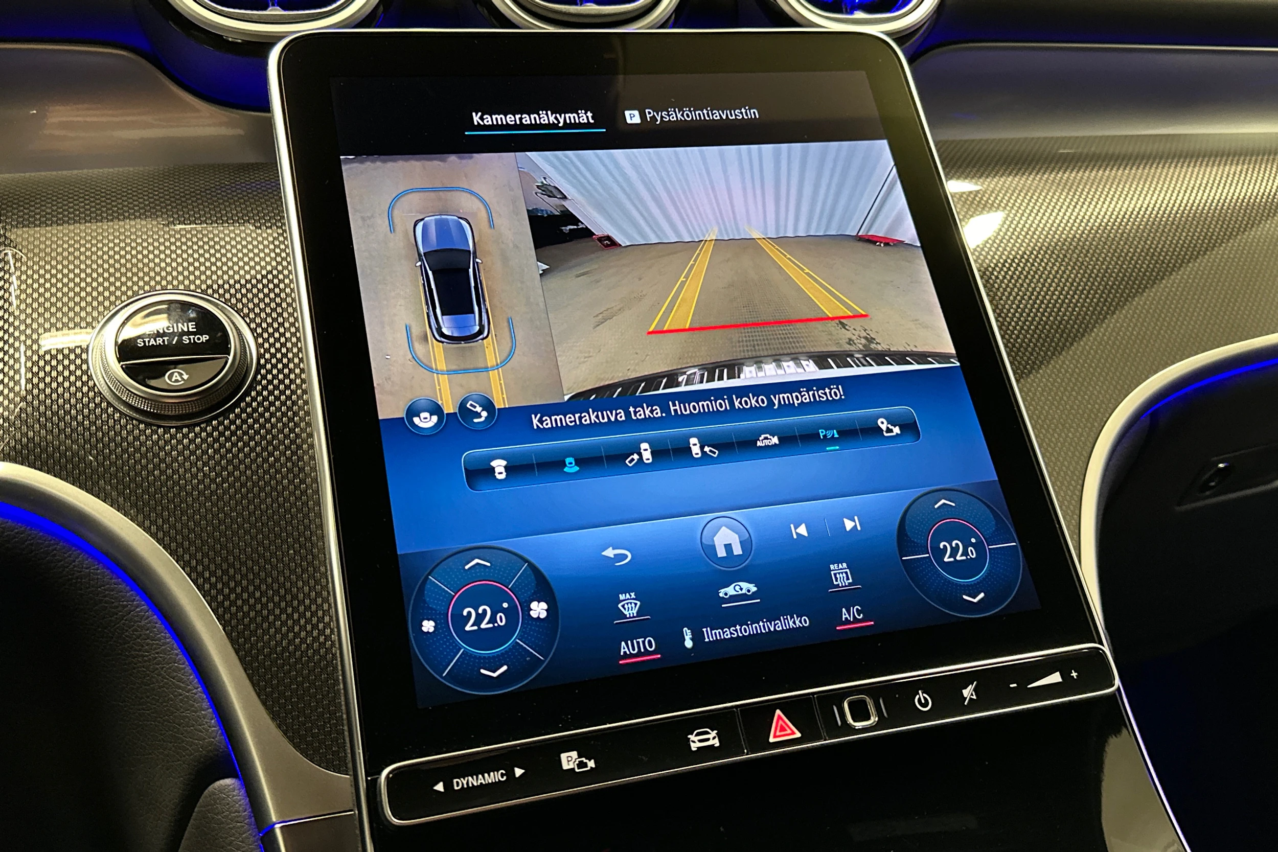 valkoinen Mercedes-Benz GLC 2023 kuva 27.