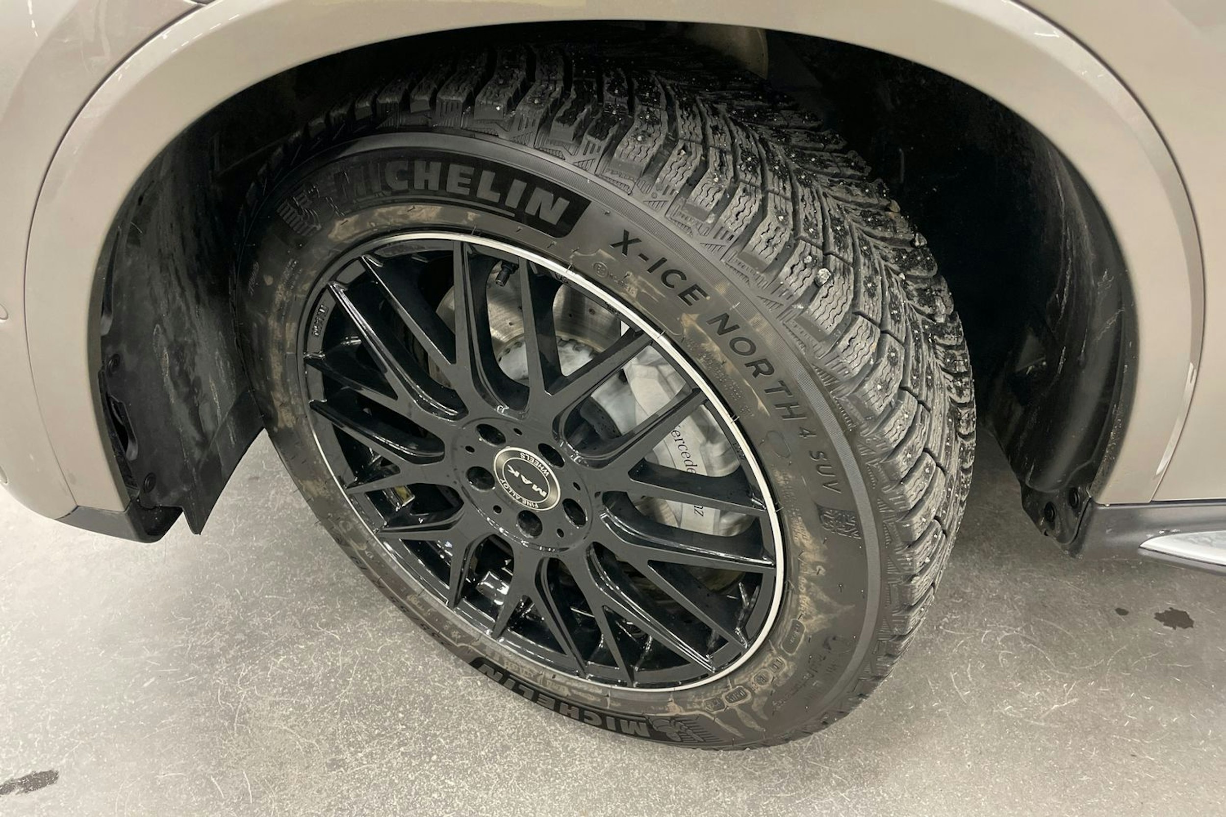 Hopea Mercedes-Benz GLC 2024 kuva 13.