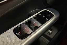 Hopea Mercedes-Benz GLC 2024 kuva 17.