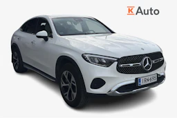 valkoinen Mercedes-Benz GLC 2023 kuva 1.