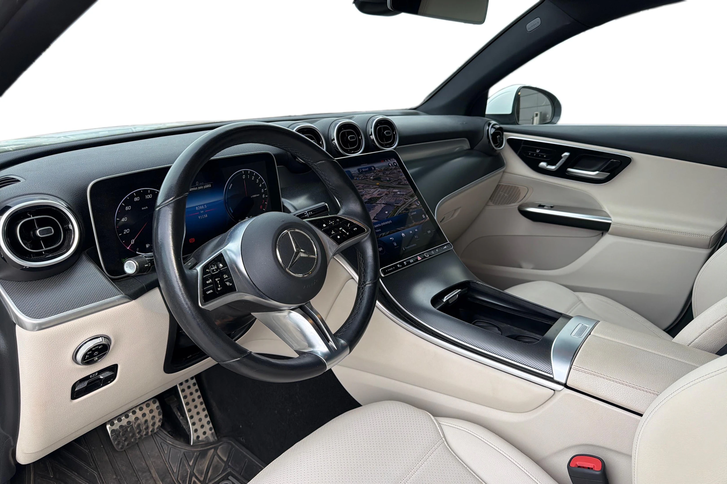 valkoinen Mercedes-Benz GLC 2023 kuva 3.