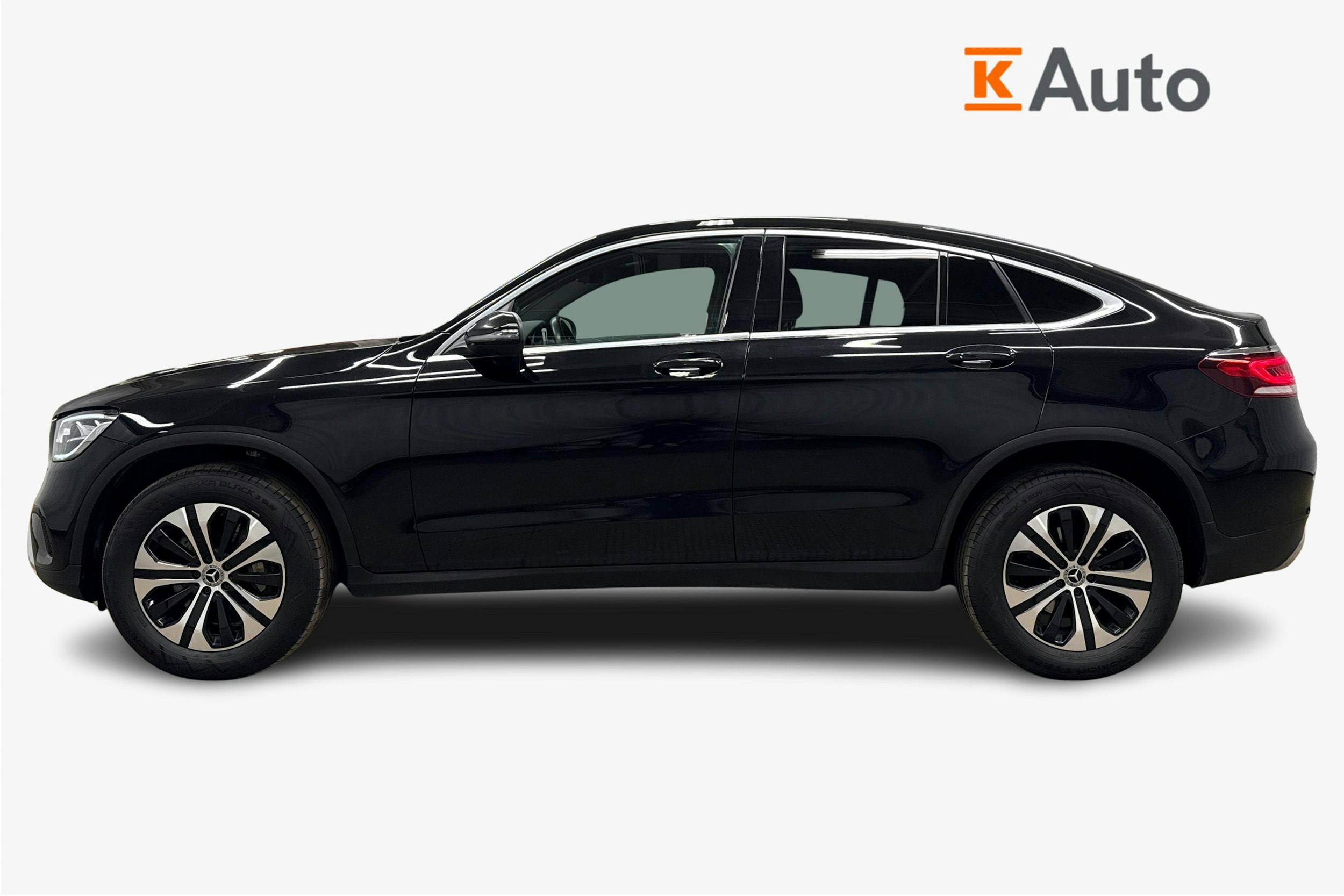 musta Mercedes-Benz GLC 2023 kuva 6.