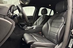 musta Mercedes-Benz GLC 2023 kuva 23.