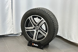 musta Mercedes-Benz GLC 2023 kuva 14.