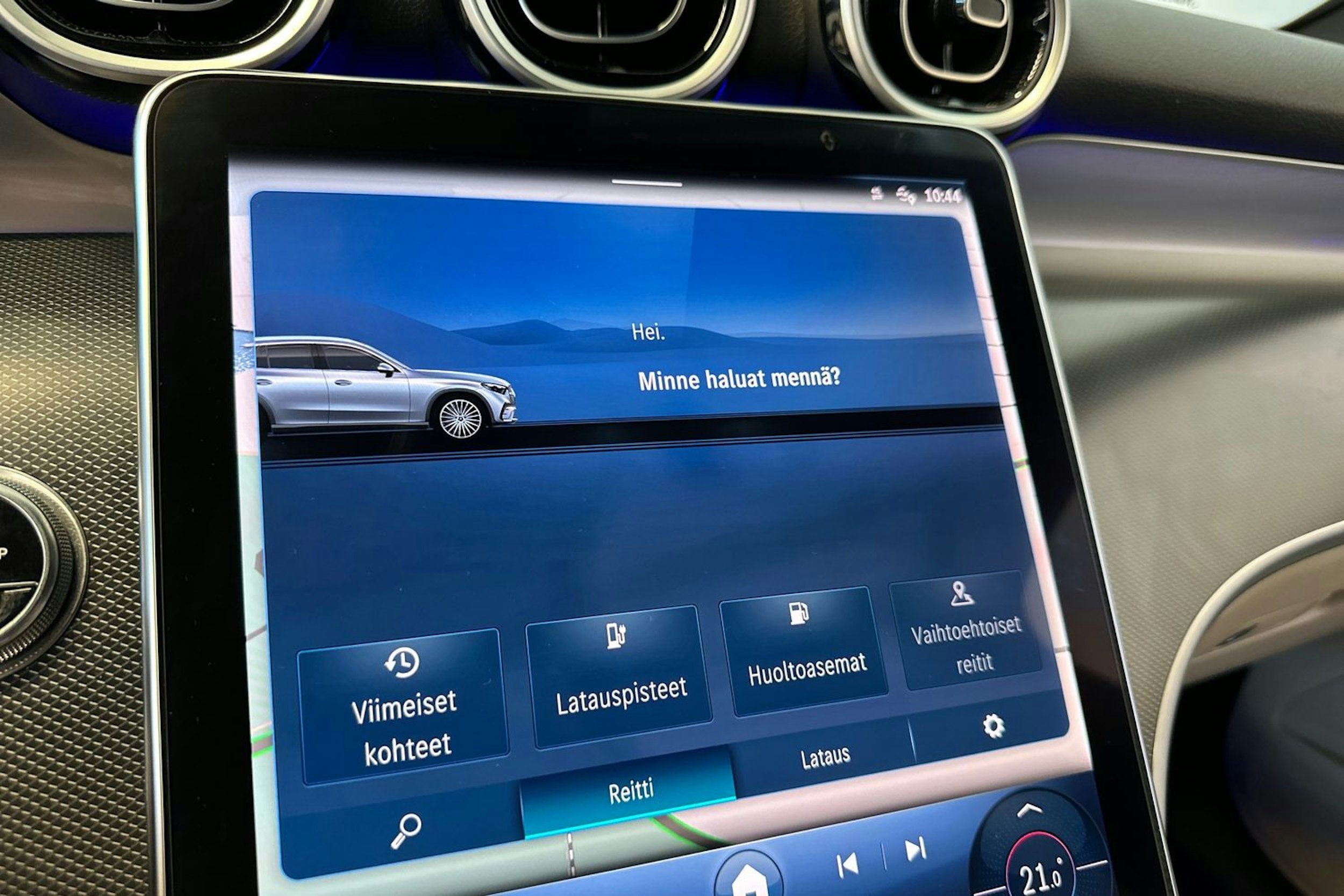 musta Mercedes-Benz GLC 2023 kuva 24.