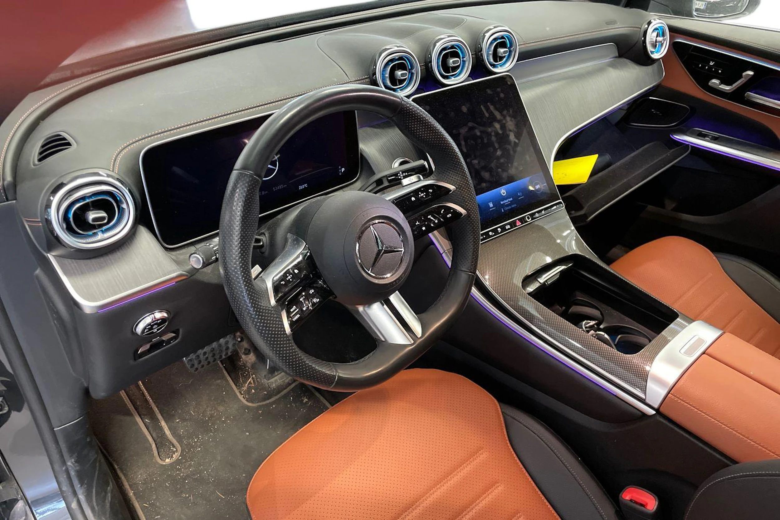 harmaa Mercedes-Benz GLC 2023 kuva 3.