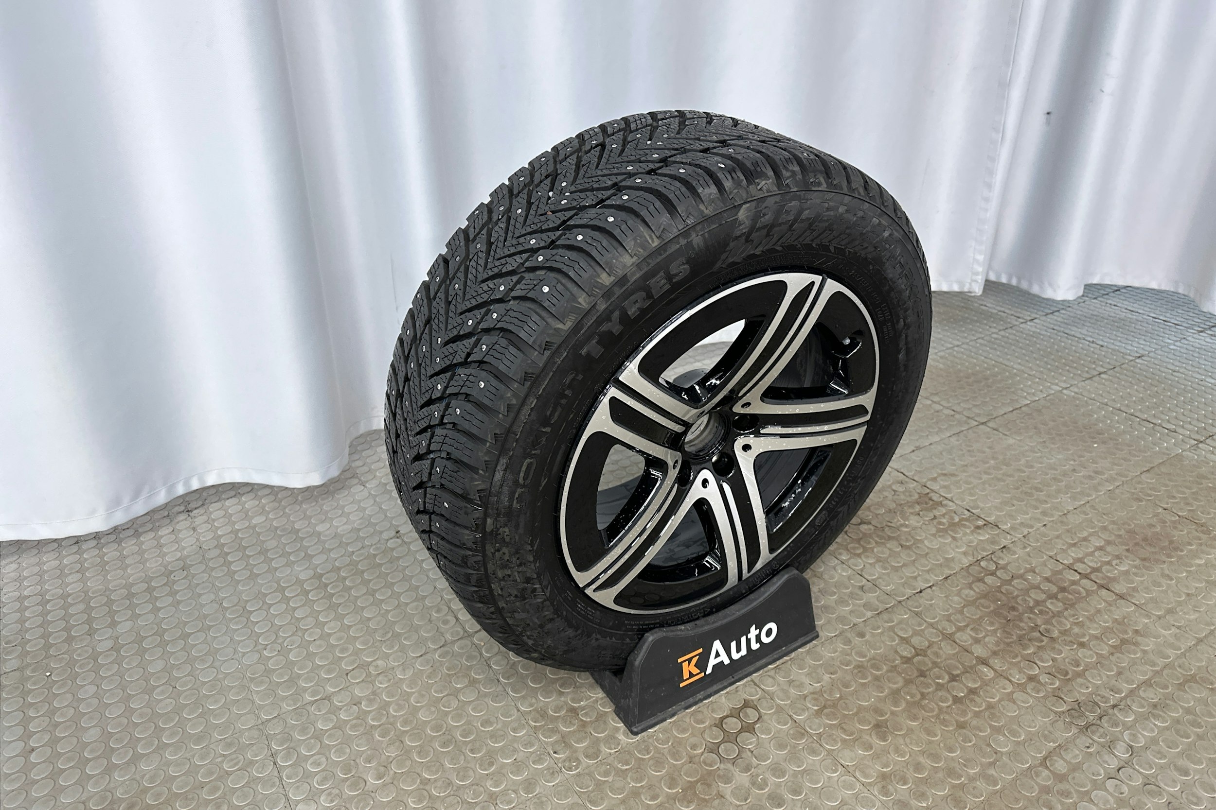 hopea Mercedes-Benz GLC 2024 kuva 10.