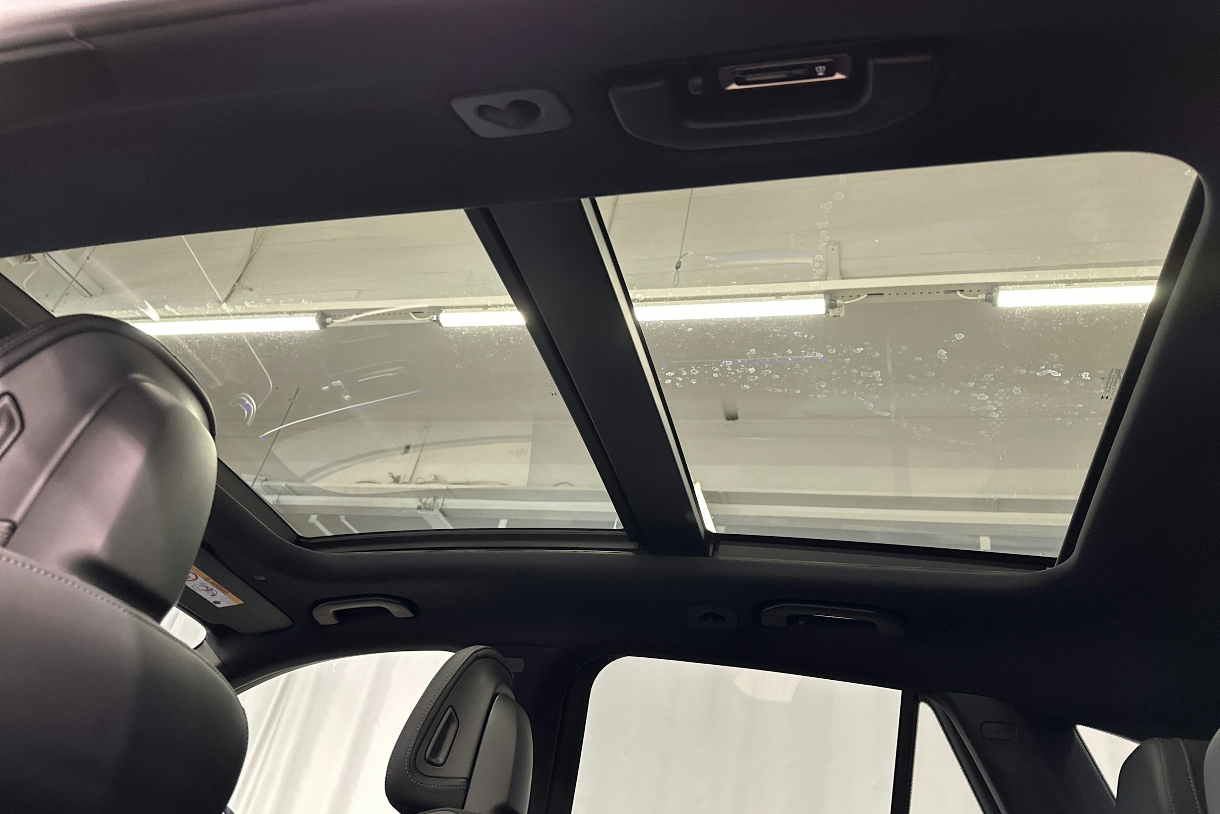 hopea Mercedes-Benz GLC 2024 kuva 17.