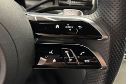 Musta Mercedes-Benz GLC 2024 kuva 19.