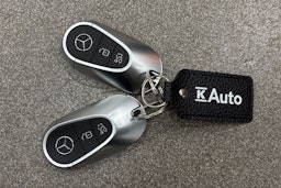 Musta Mercedes-Benz GLC 2024 kuva 31.