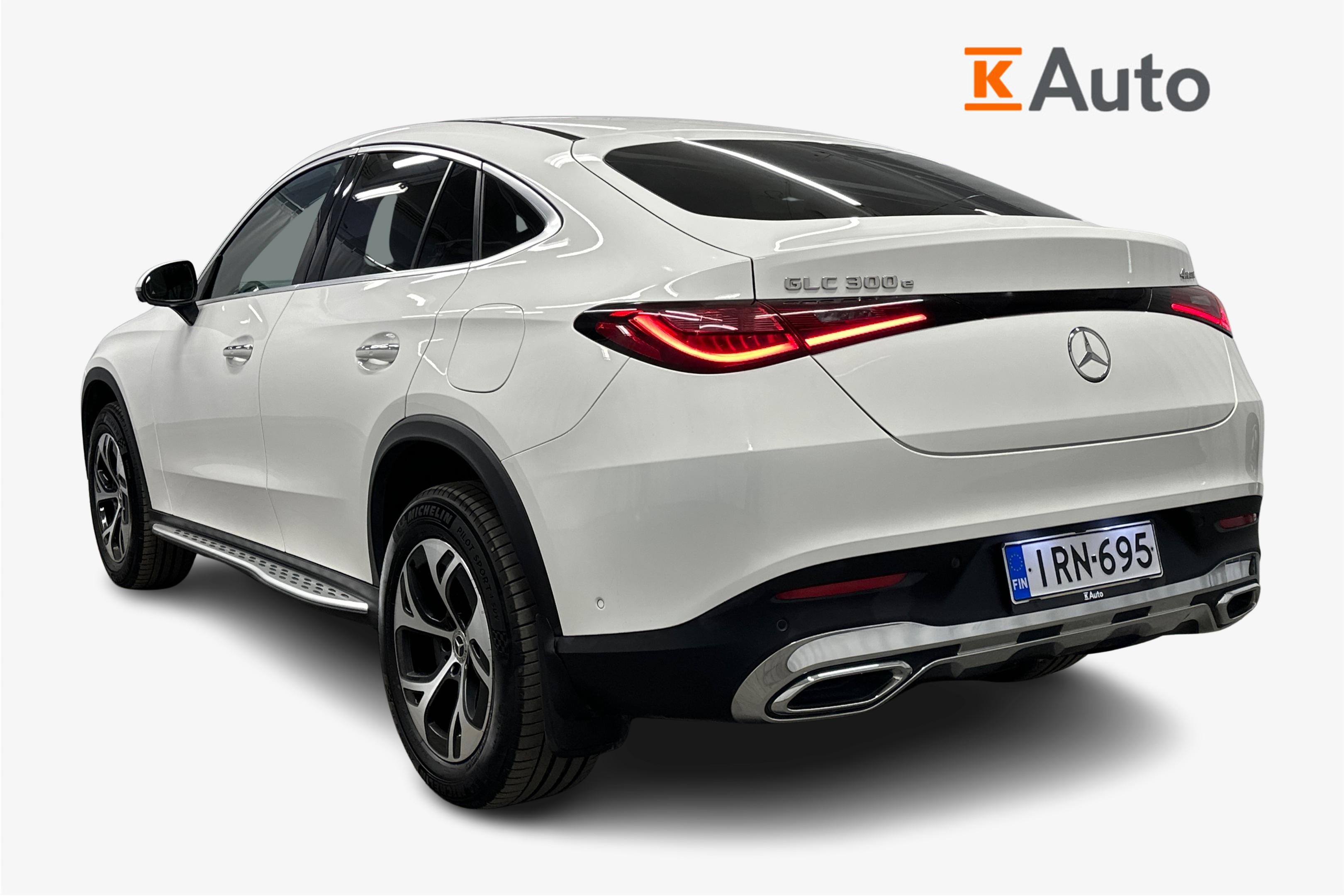 Mercedes-Benz GLC 300 e 4MATIC A Coupé 2024, kuva 2/39