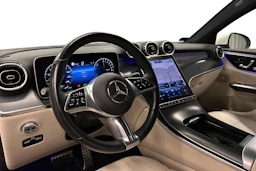valkoinen Mercedes-Benz GLC 2024 kuva 6.