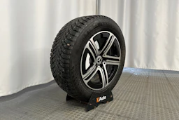 valkoinen Mercedes-Benz GLC 2024 kuva 10.