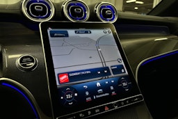 hopea Mercedes-Benz GLC 2024 kuva 17.