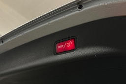 hopea Mercedes-Benz GLC 2024 kuva 34.