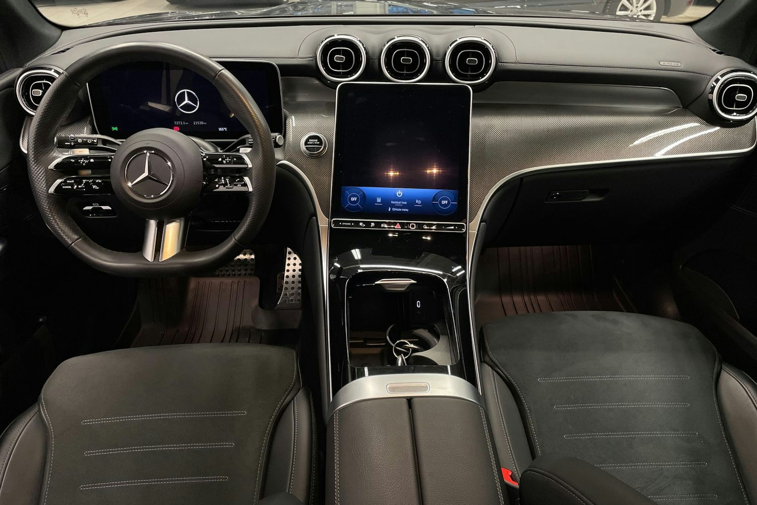 Harmaa Mercedes-Benz GLC 2024 kuva 7.