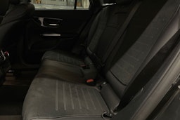 Harmaa Mercedes-Benz GLC 2024 kuva 8.