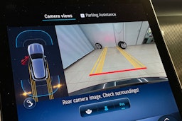 Harmaa Mercedes-Benz GLC 2024 kuva 18.