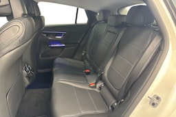 valkoinen Mercedes-Benz GLC 2025 kuva 10.