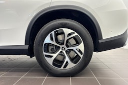 valkoinen Mercedes-Benz GLC 2025 kuva 13.