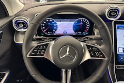 valkoinen Mercedes-Benz GLC 2025 kuva 14.