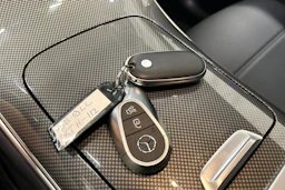 harmaa Mercedes-Benz GLC 2025 kuva 28.