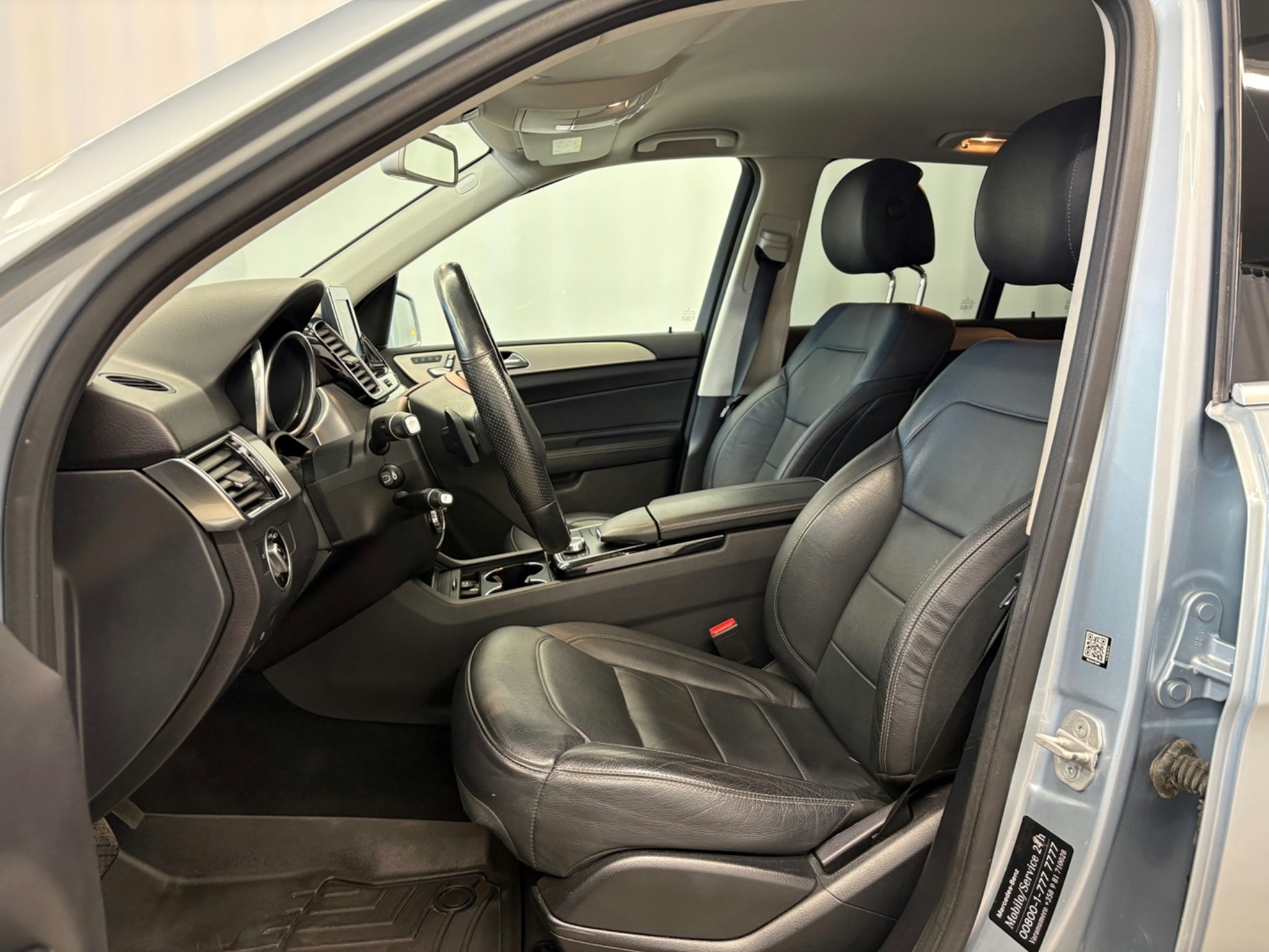harmaa Mercedes-Benz GLE 2016 kuva 15.