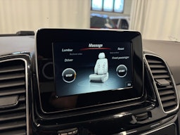 harmaa Mercedes-Benz GLE 2016 kuva 22.