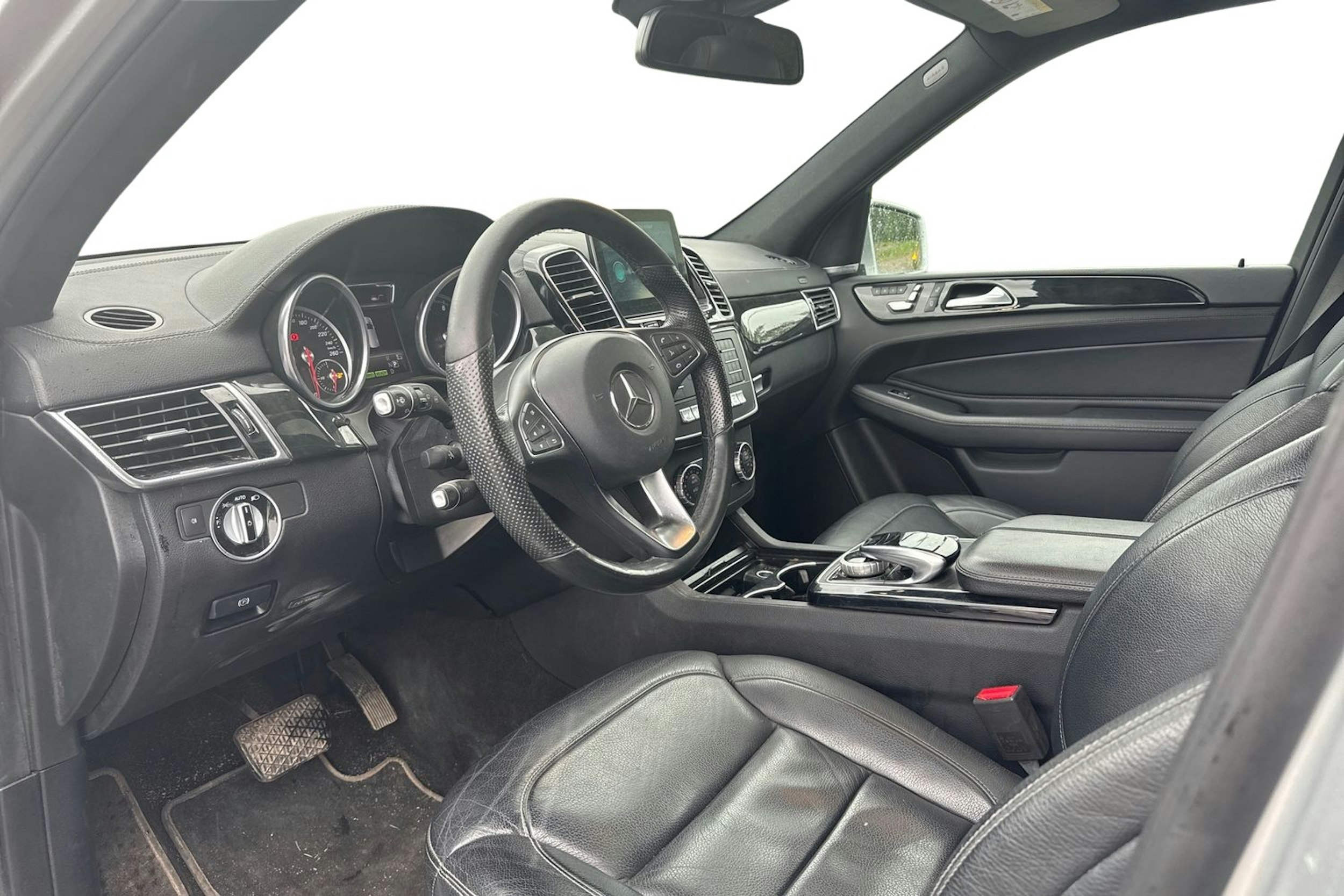 hopea Mercedes-Benz GLE 2017 kuva 3.