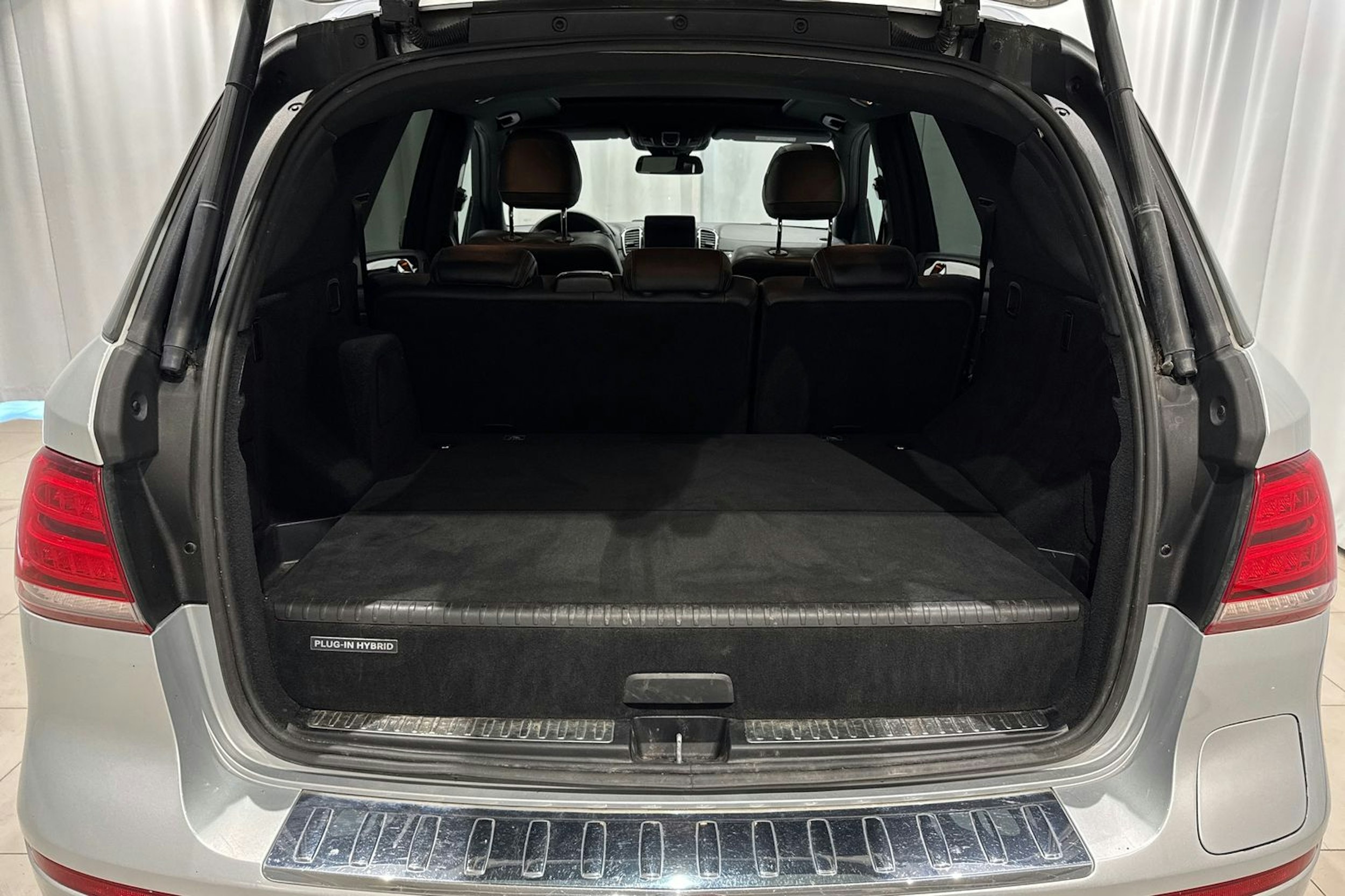 hopea Mercedes-Benz GLE 2017 kuva 15.