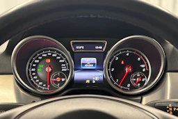 musta Mercedes-Benz GLE 2017 kuva 13.