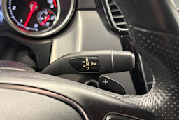 musta Mercedes-Benz GLE 2017 kuva 19.