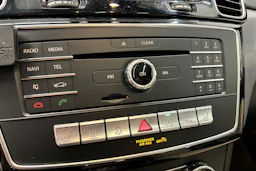 valkoinen Mercedes-Benz GLE 2017 kuva 27.