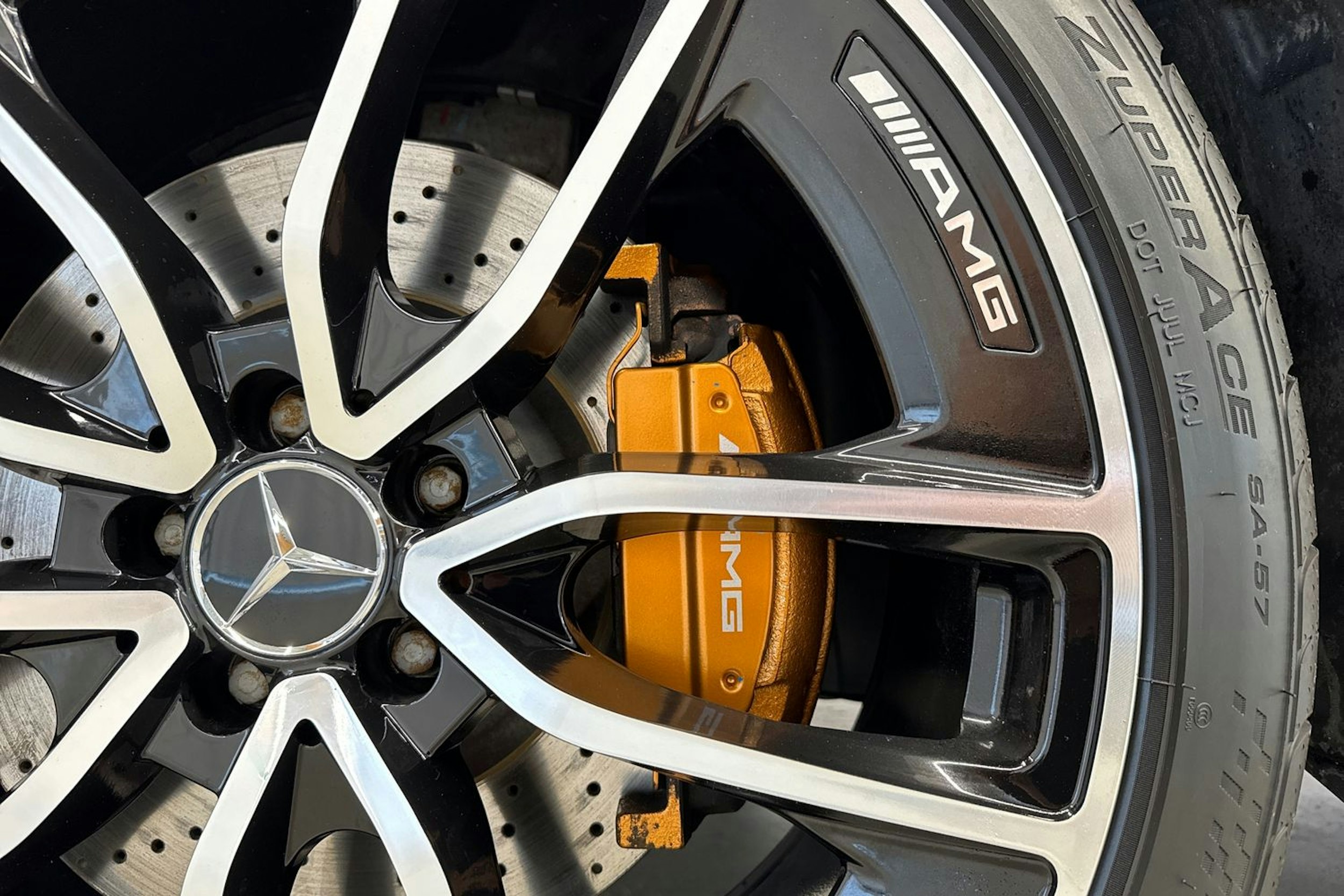 harmaa Mercedes-Benz GLE 2017 kuva 10.